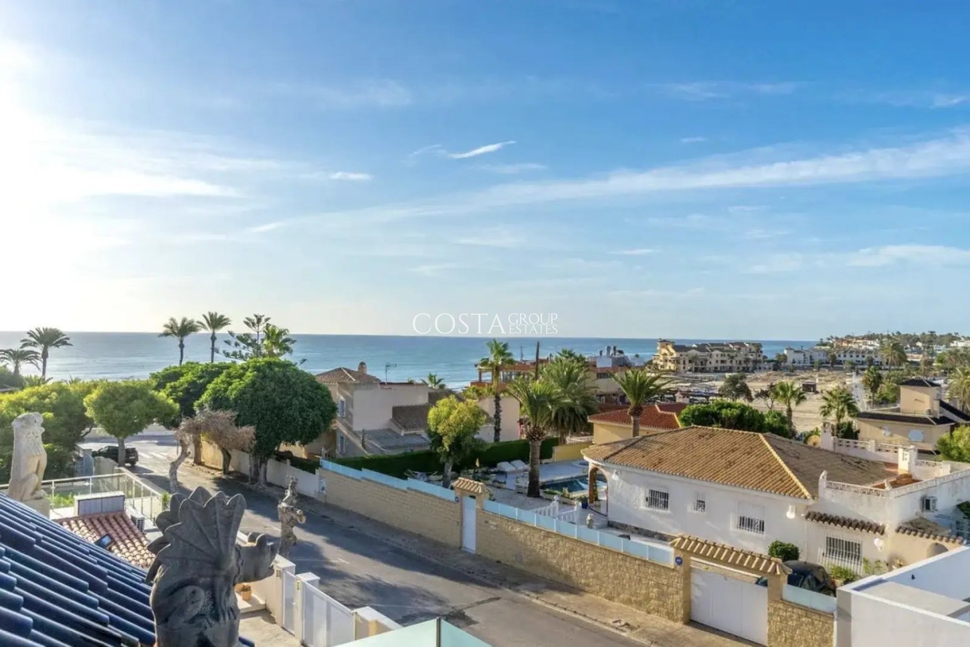 Resale - Villa -
Orihuela - La Zenia