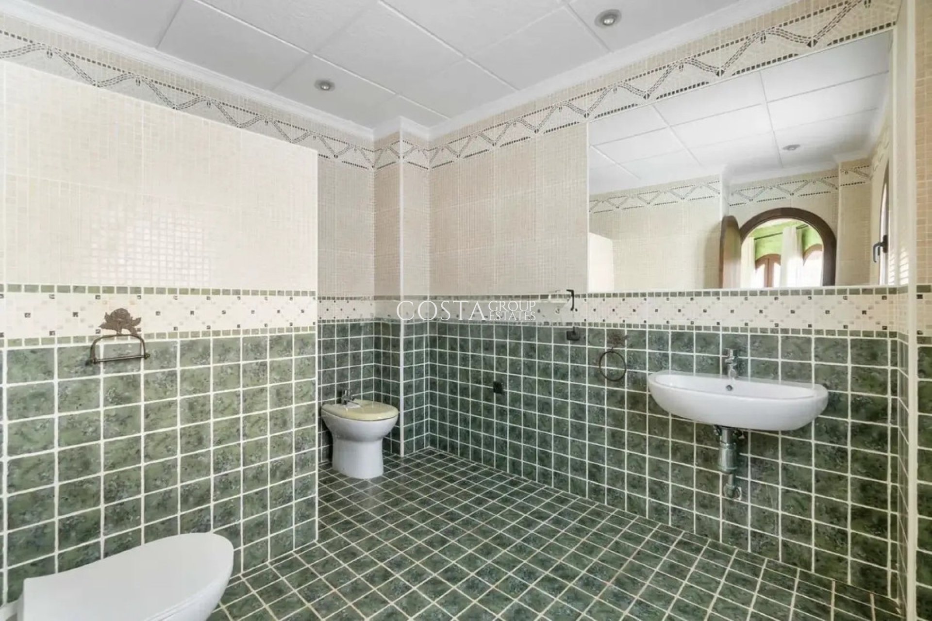 Resale - Villa -
Orihuela - La Zenia