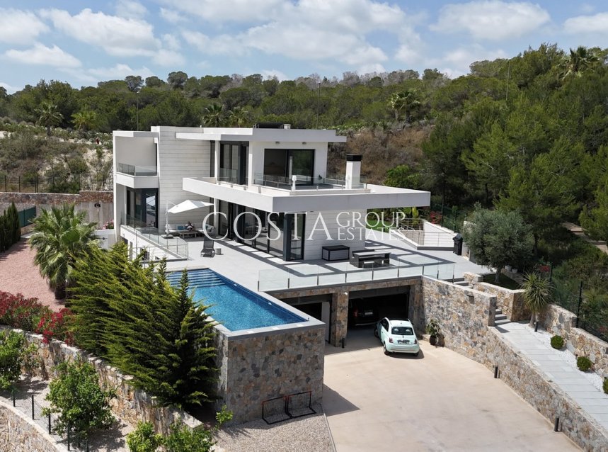 Resale - Villa -
Orihuela - Las Colinas Golf