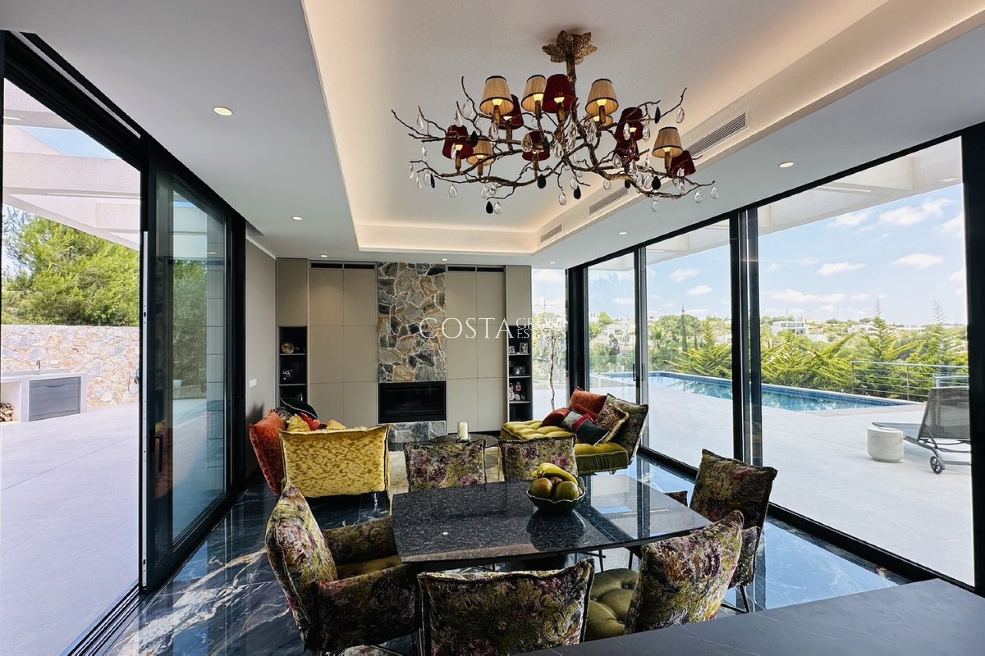 Resale - Villa -
Orihuela - Las Colinas Golf