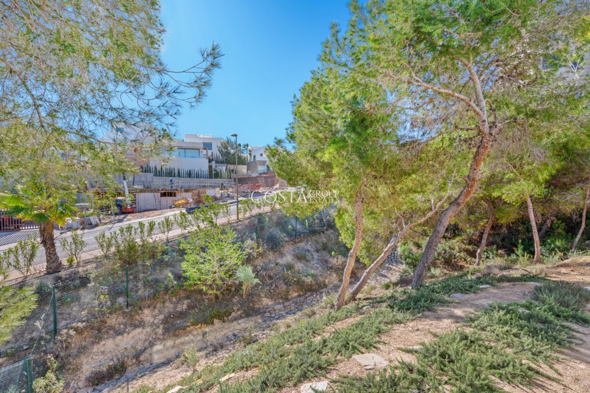 Resale - Villa -
Orihuela - Las Colinas Golf