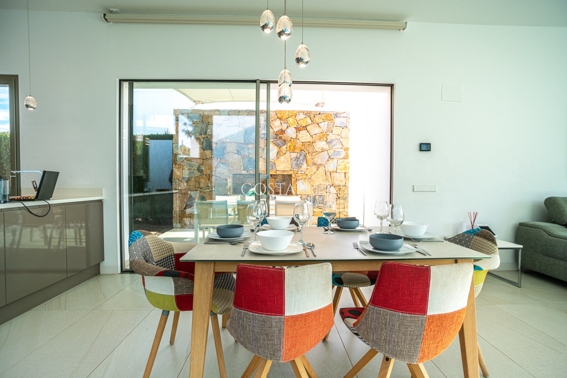 Resale - Villa -
Orihuela - Las Colinas Golf