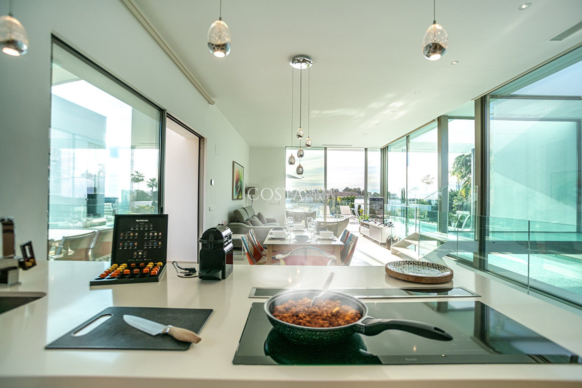 Resale - Villa -
Orihuela - Las Colinas Golf