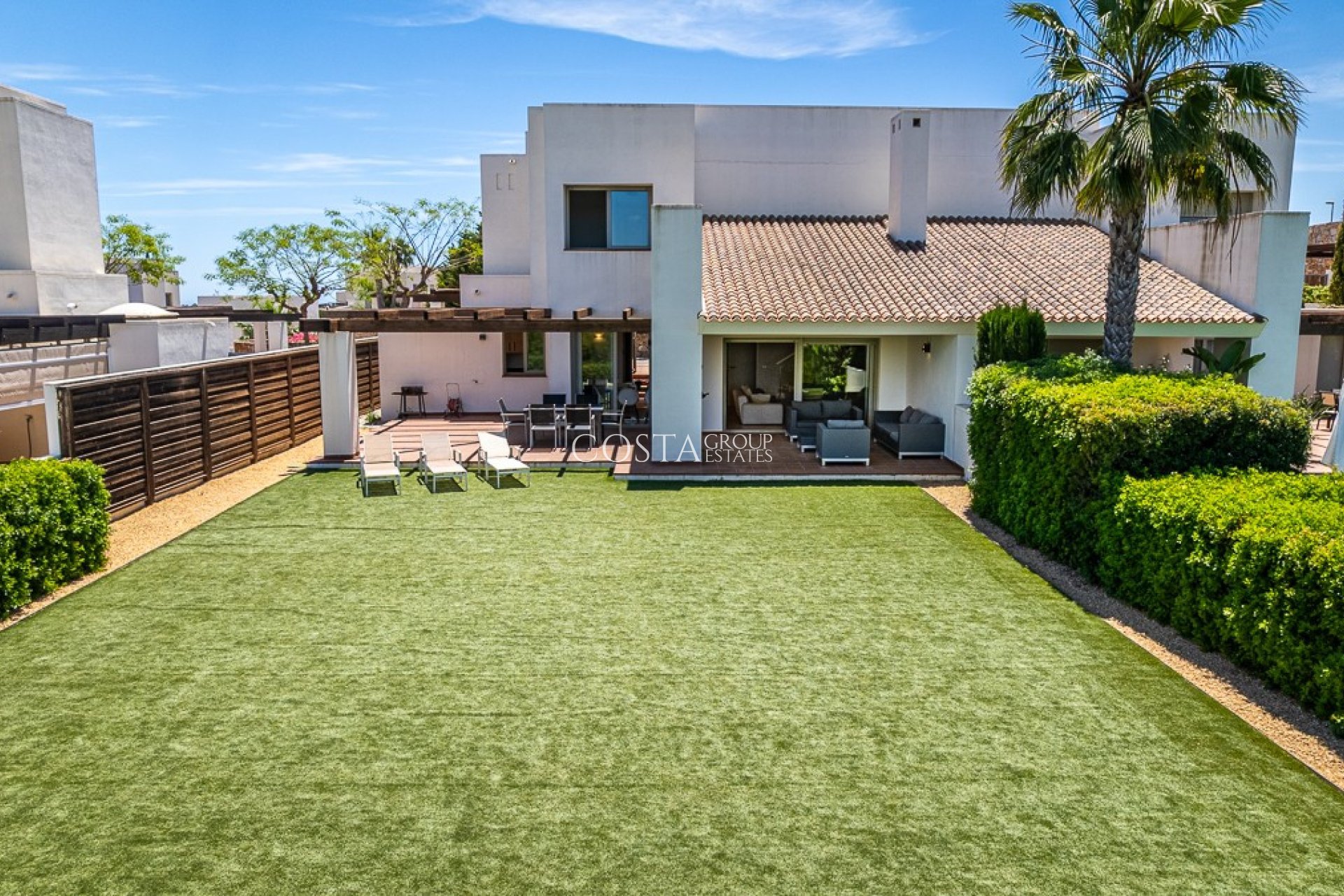 Resale - Villa -
Orihuela - Las Colinas Golf