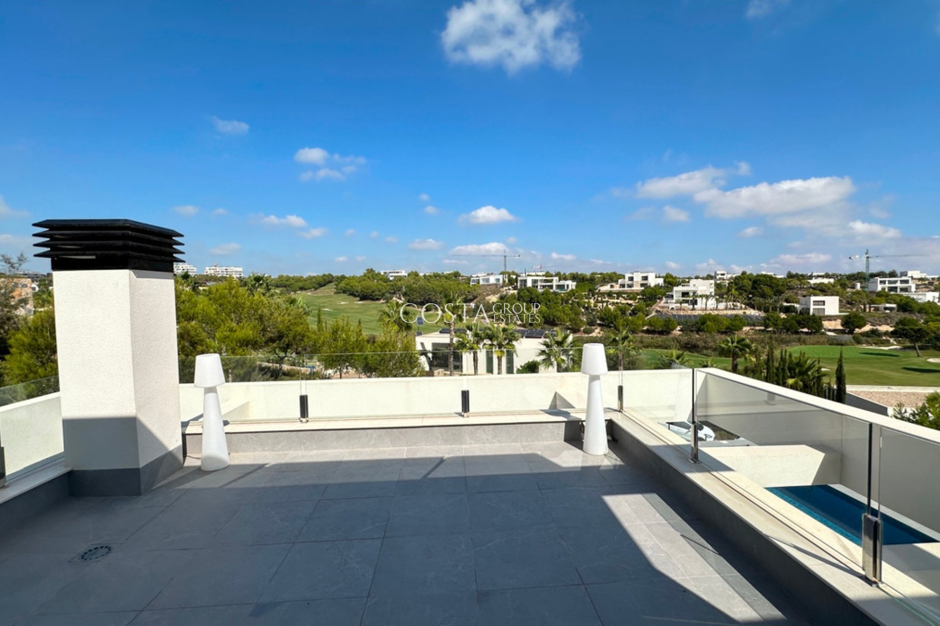 Resale - Villa -
Orihuela - Las Colinas Golf