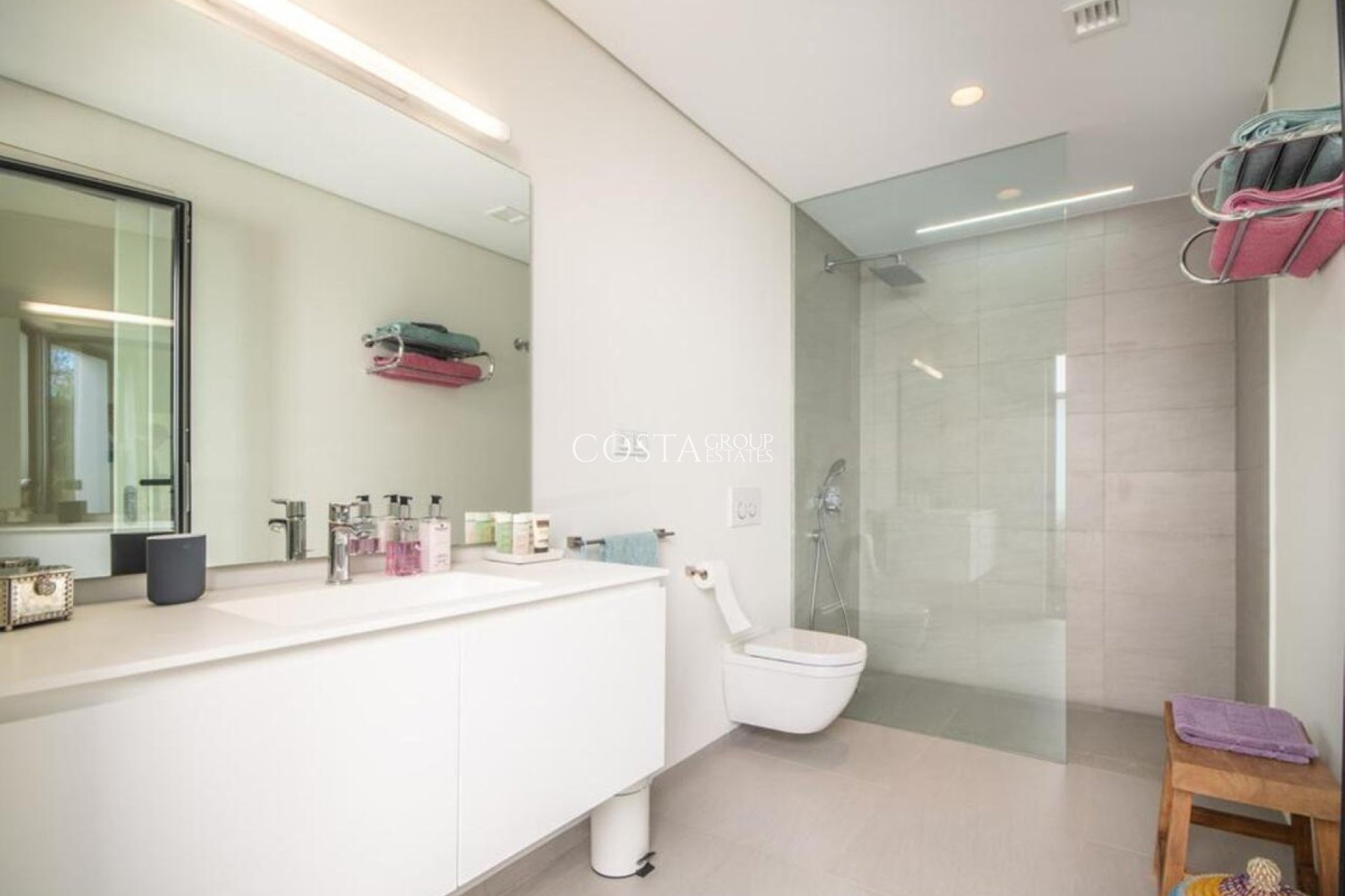 Resale - Villa -
Orihuela - Las Colinas Golf