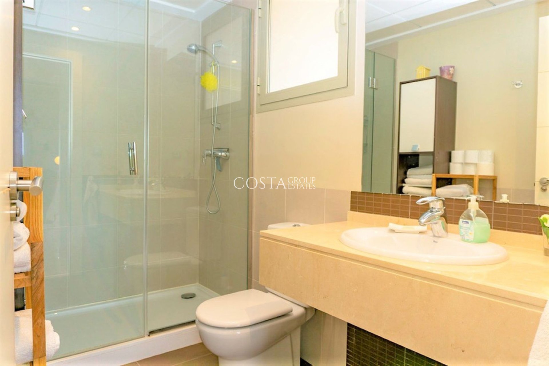 Resale - Villa -
Orihuela - Las Colinas Golf