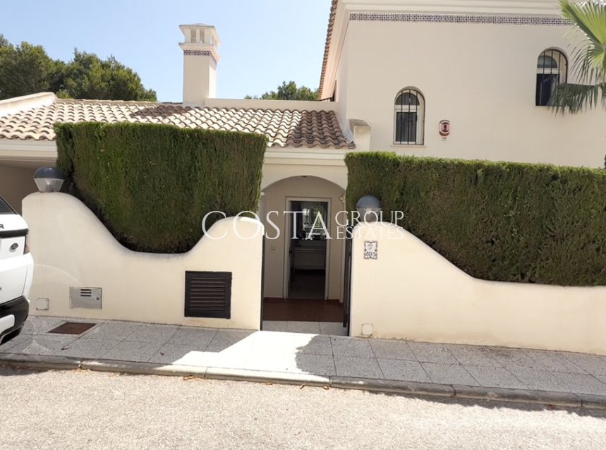 Resale - Villa -
Orihuela - Las Ramblas Golf