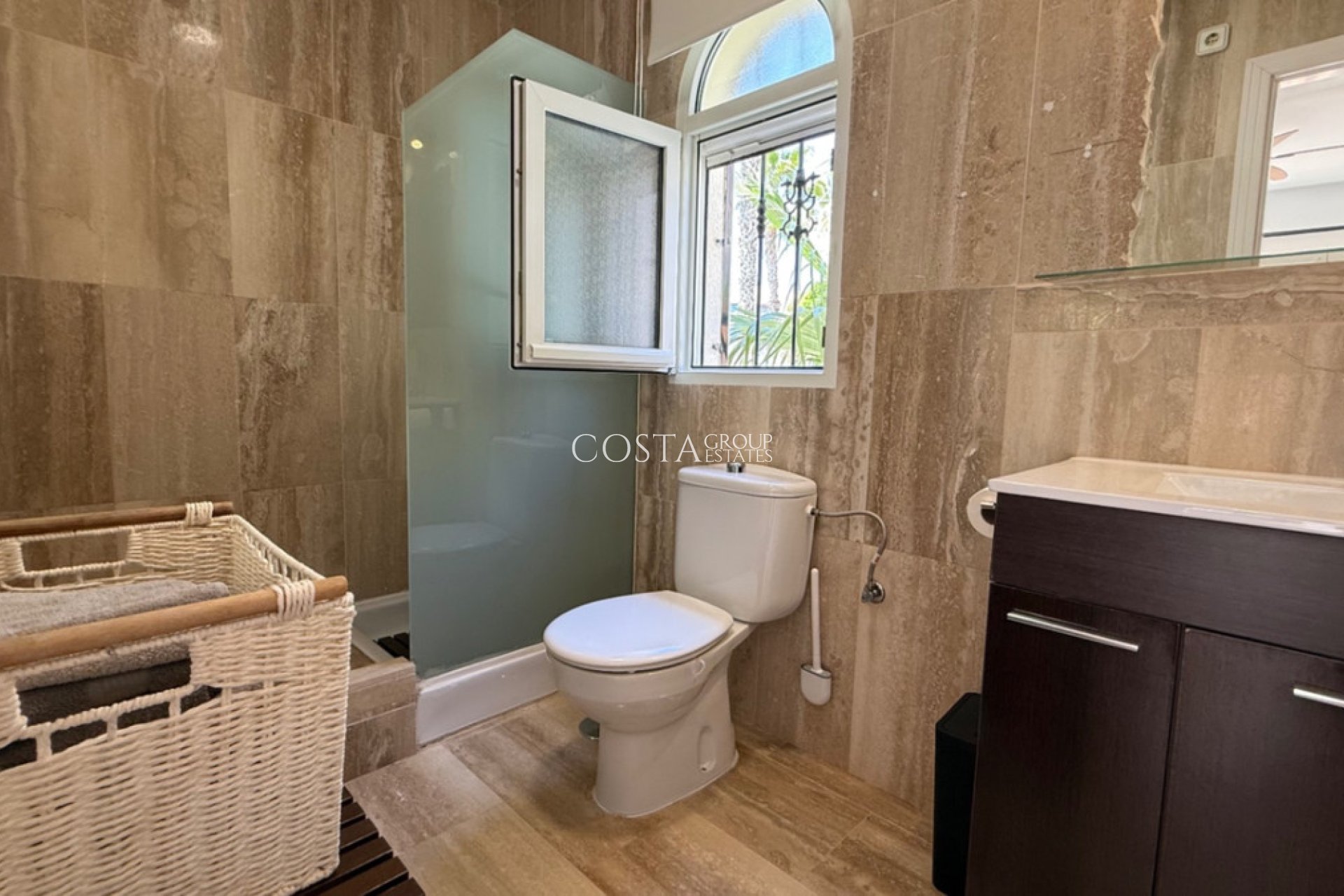 Resale - Villa -
Orihuela - Las Ramblas Golf