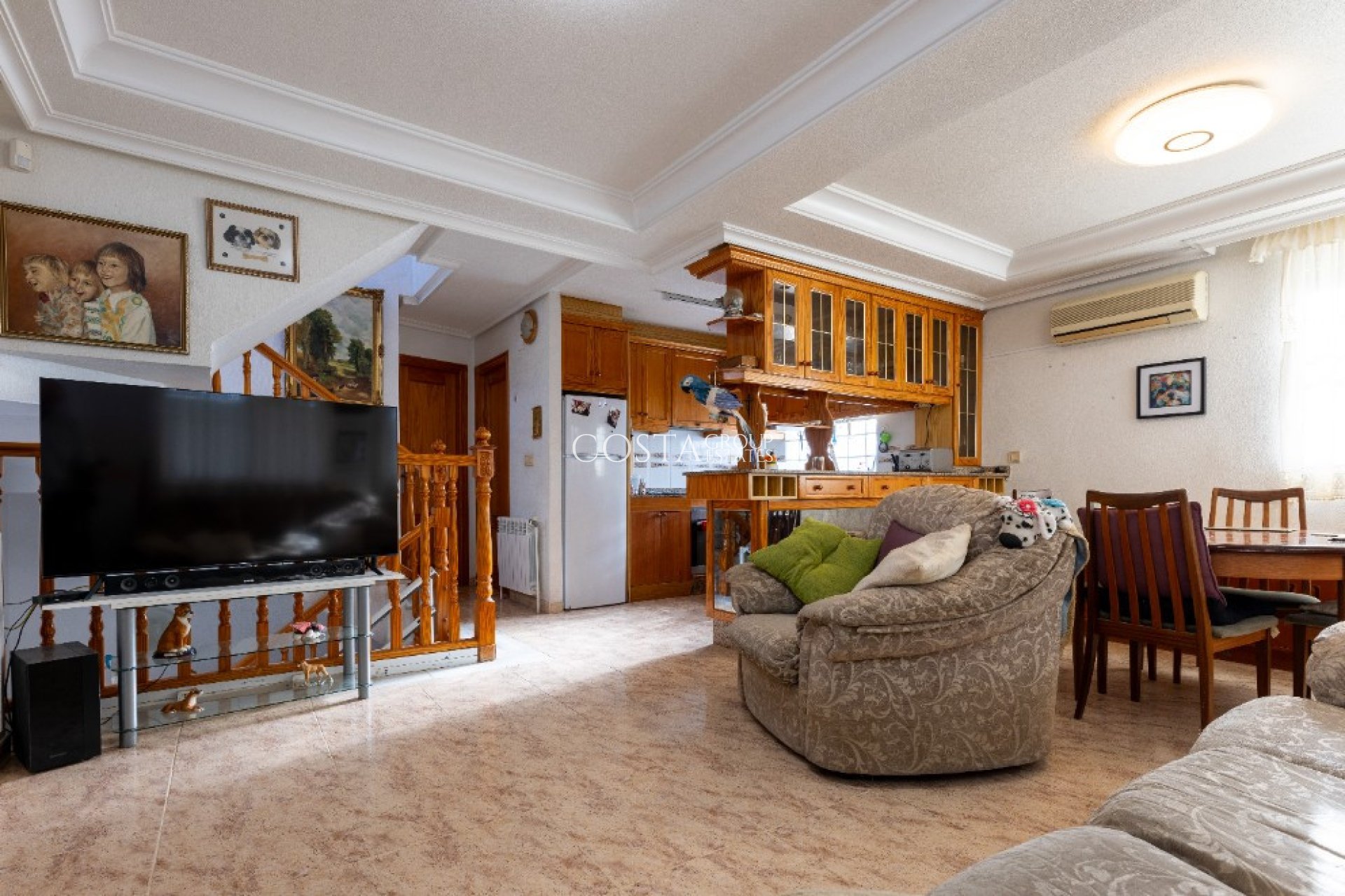 Resale - Villa -
Orihuela - Los Altos