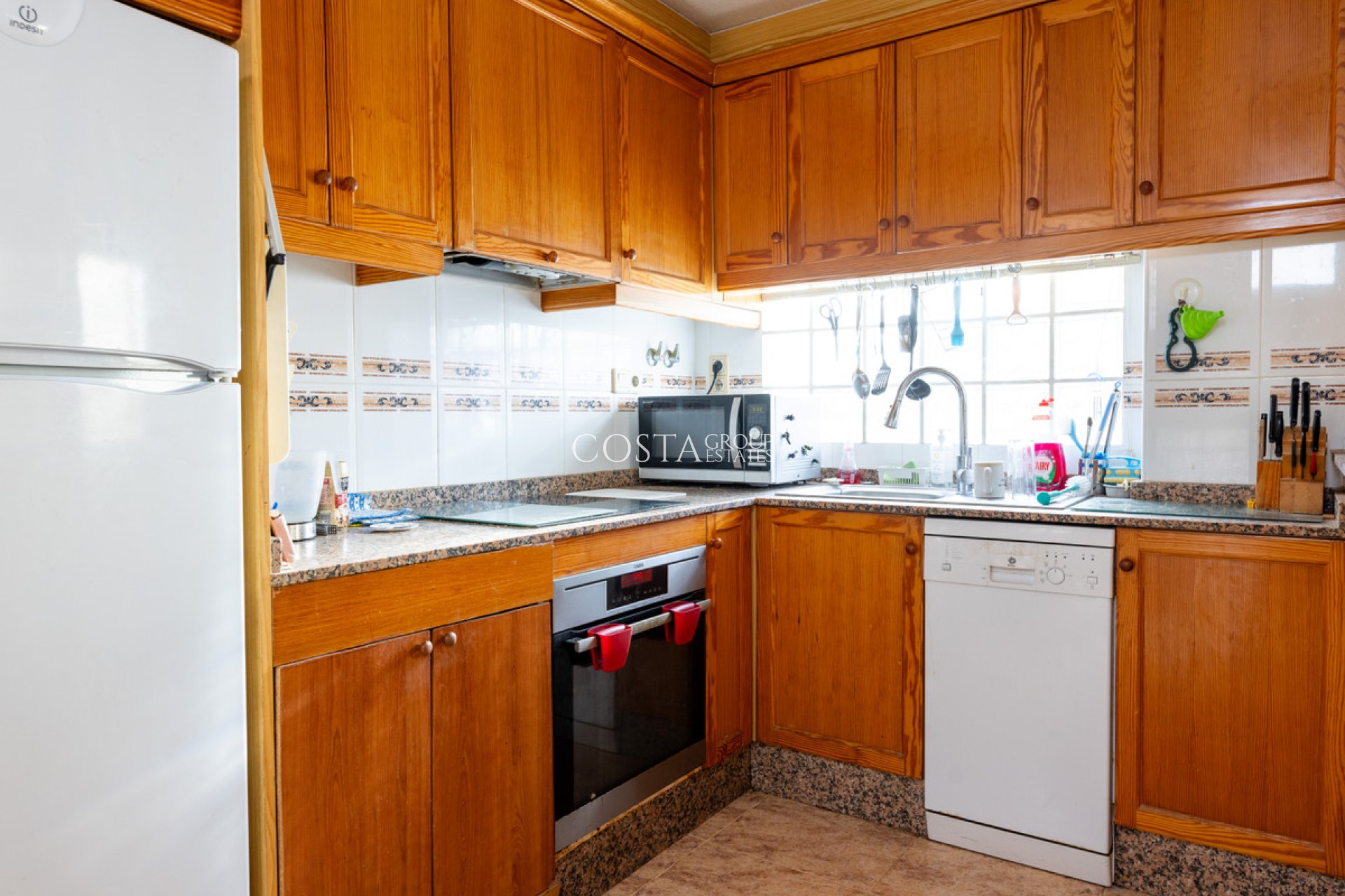 Resale - Villa -
Orihuela - Los Altos