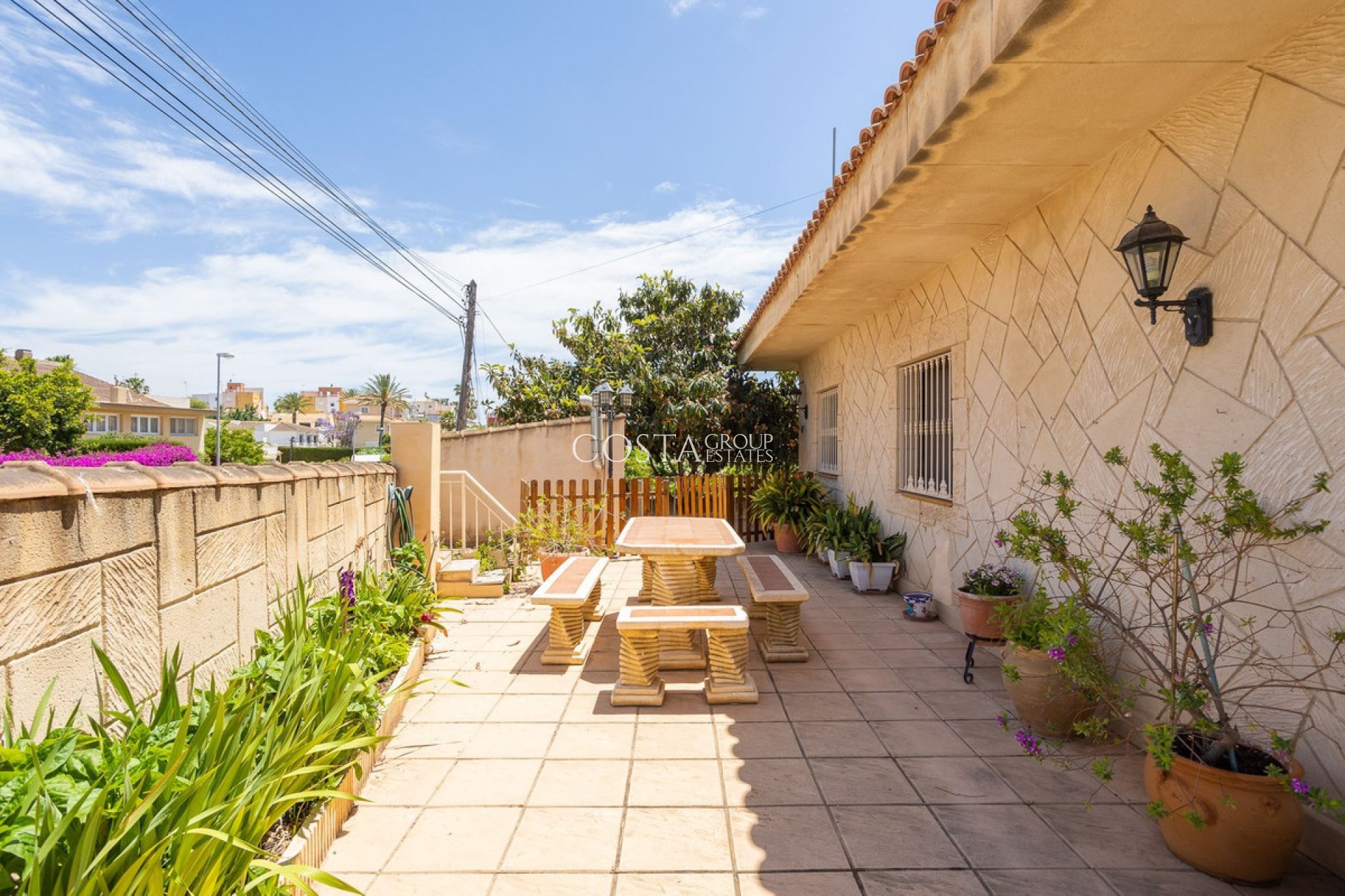 Resale - Villa -
Orihuela - Los Altos