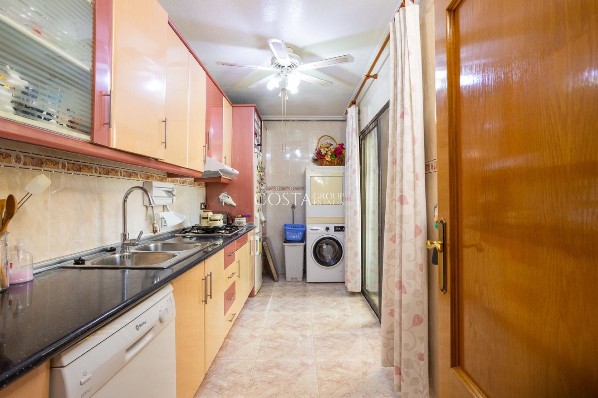 Resale - Villa -
Orihuela - Los Altos