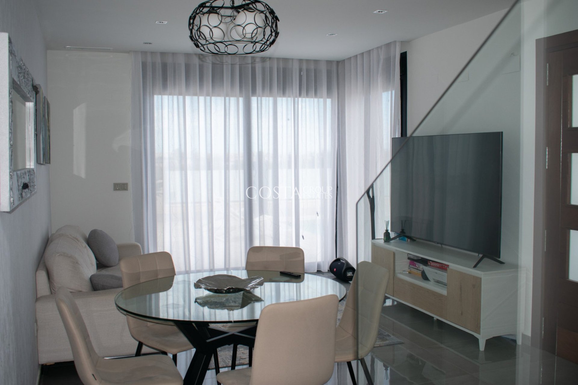 Resale - Villa -
Orihuela - Los Altos