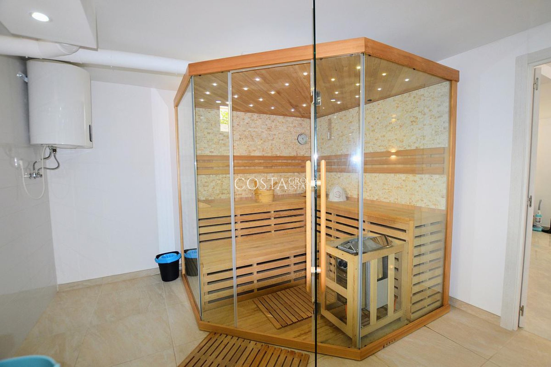 Resale - Villa -
Orihuela - Los Altos