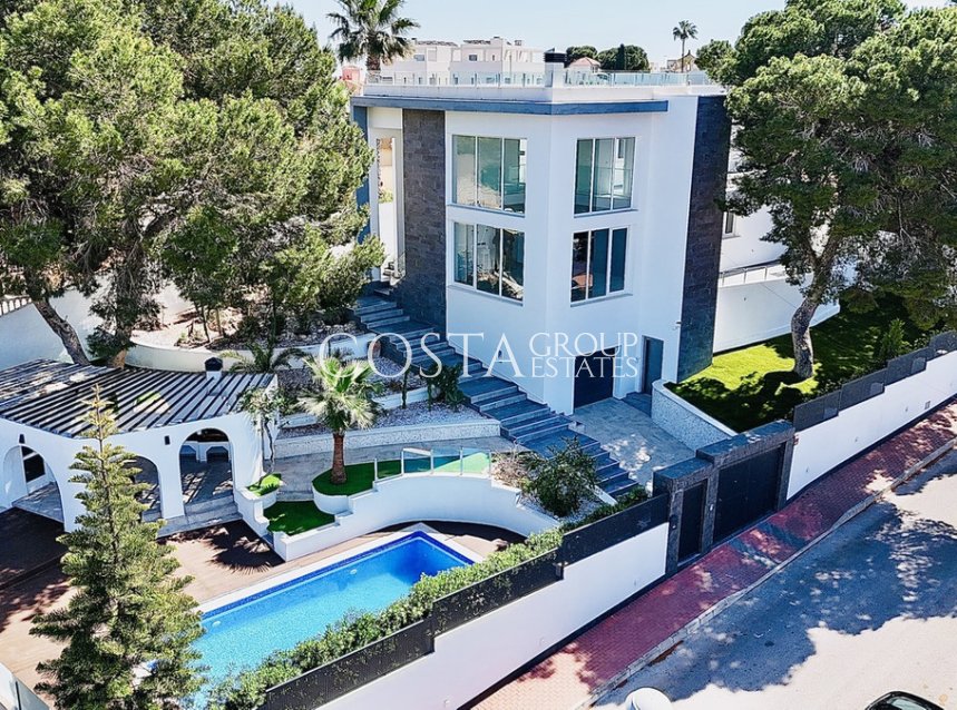 Resale - Villa -
Orihuela - Los Balcones