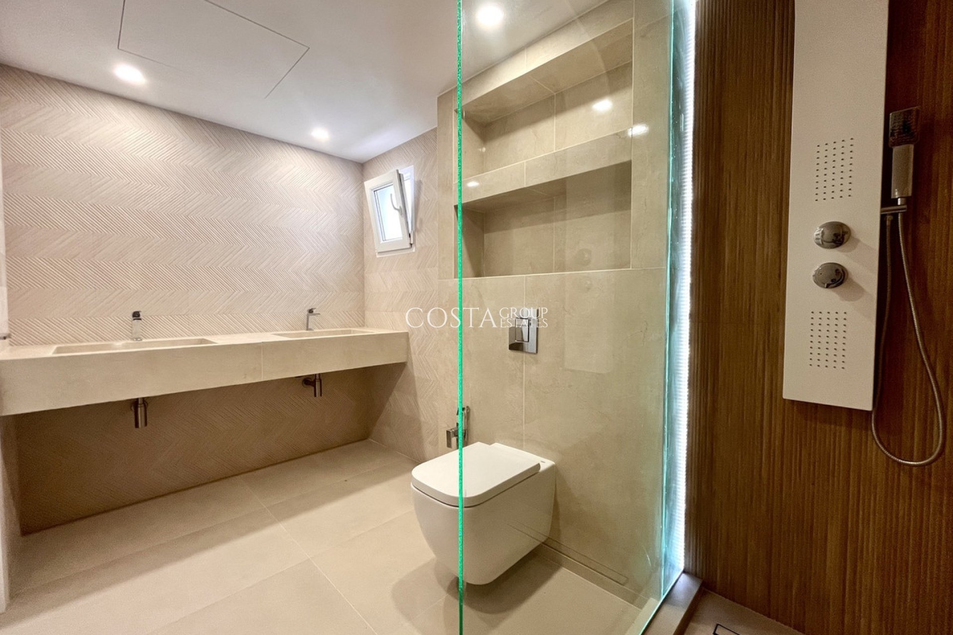 Resale - Villa -
Orihuela - Los Balcones