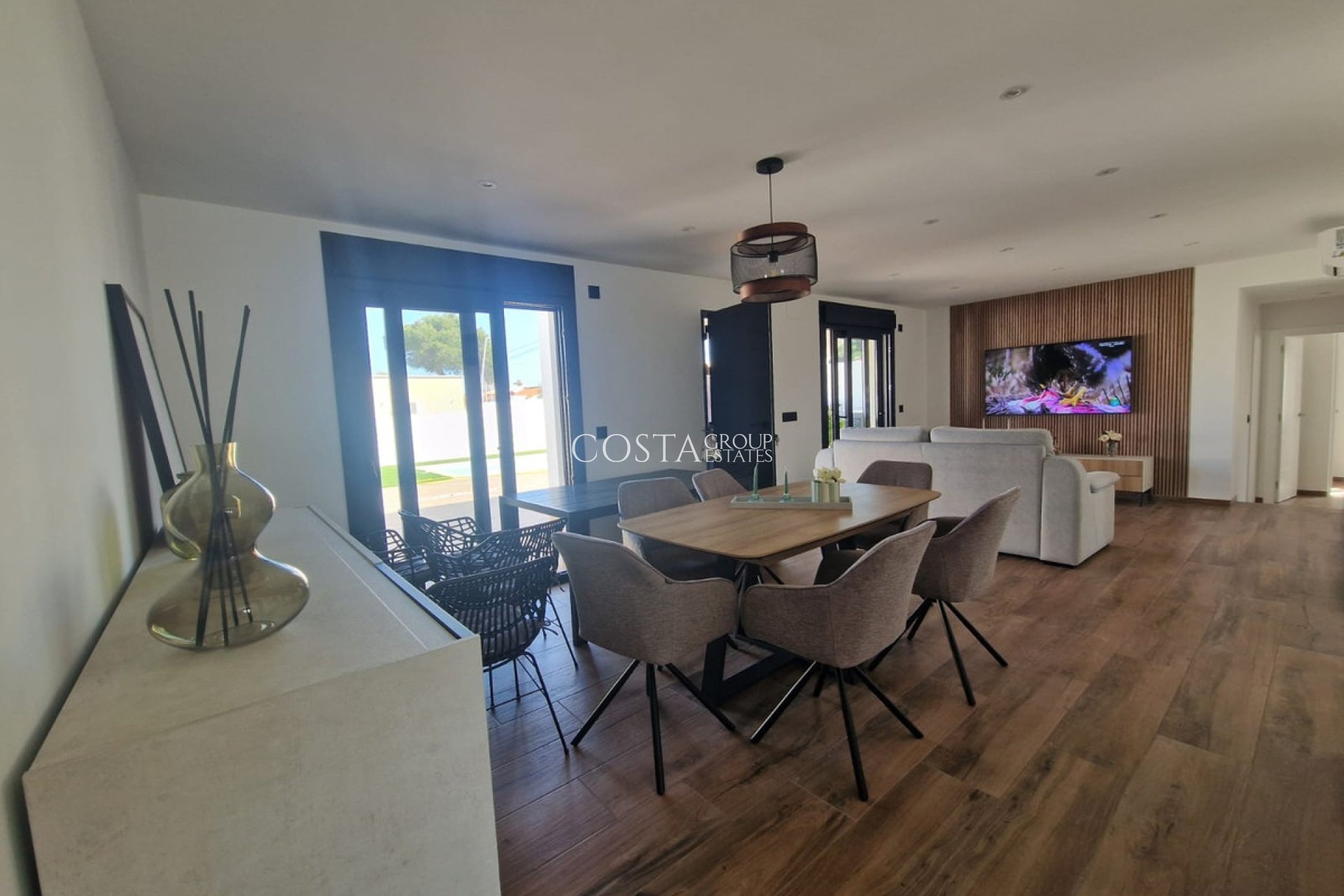 Resale - Villa -
Orihuela - Los Balcones