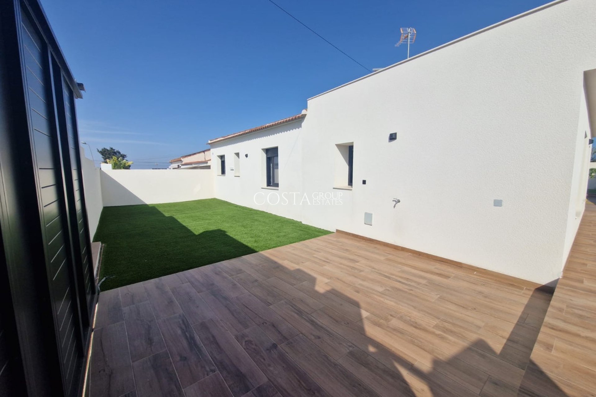 Resale - Villa -
Orihuela - Los Balcones