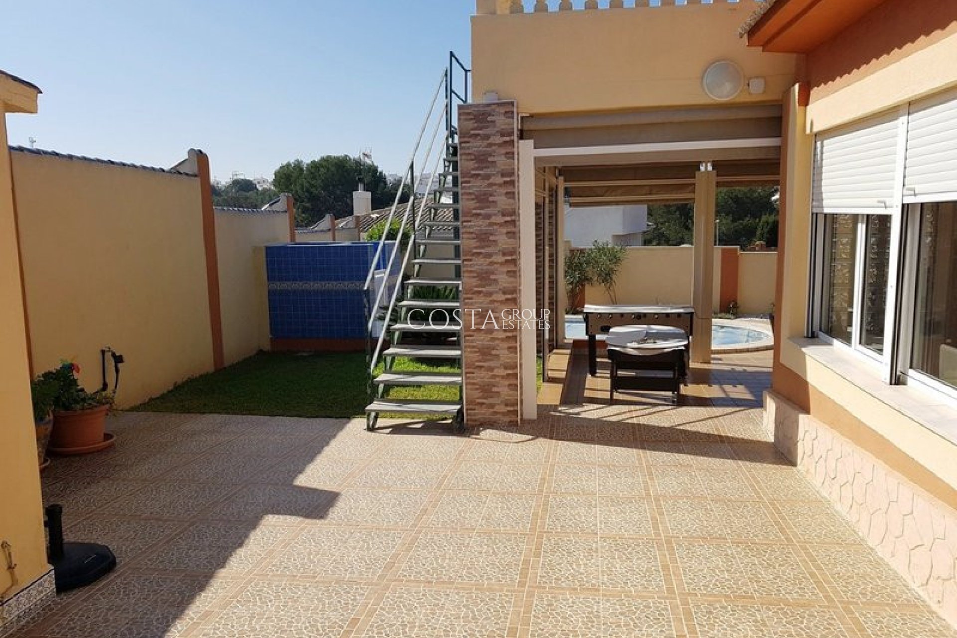 Resale - Villa -
Orihuela - Los Balcones