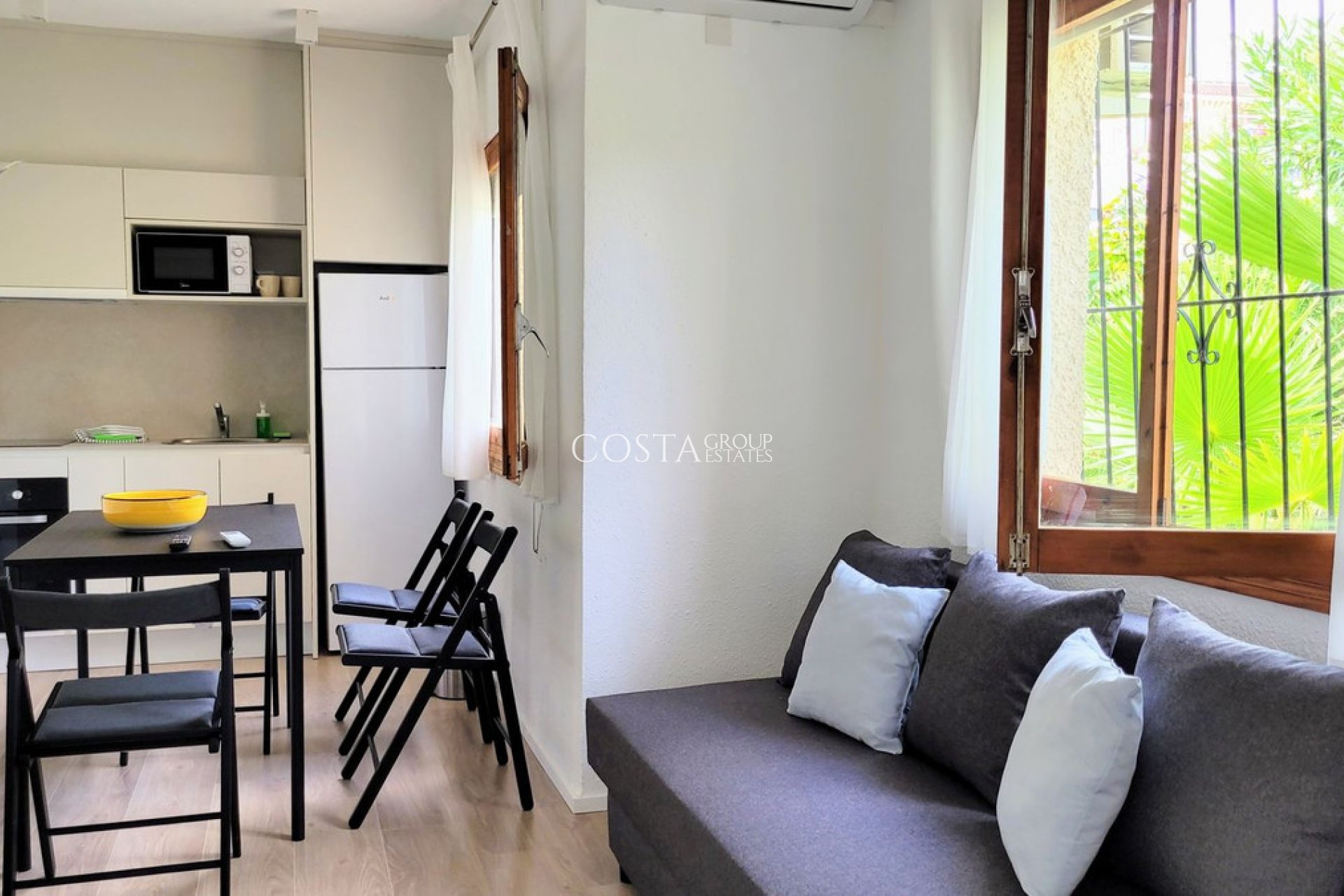 Resale - Villa -
Orihuela - Los Balcones