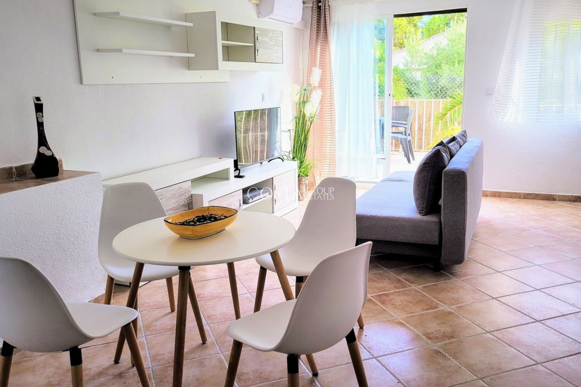 Resale - Villa -
Orihuela - Los Balcones