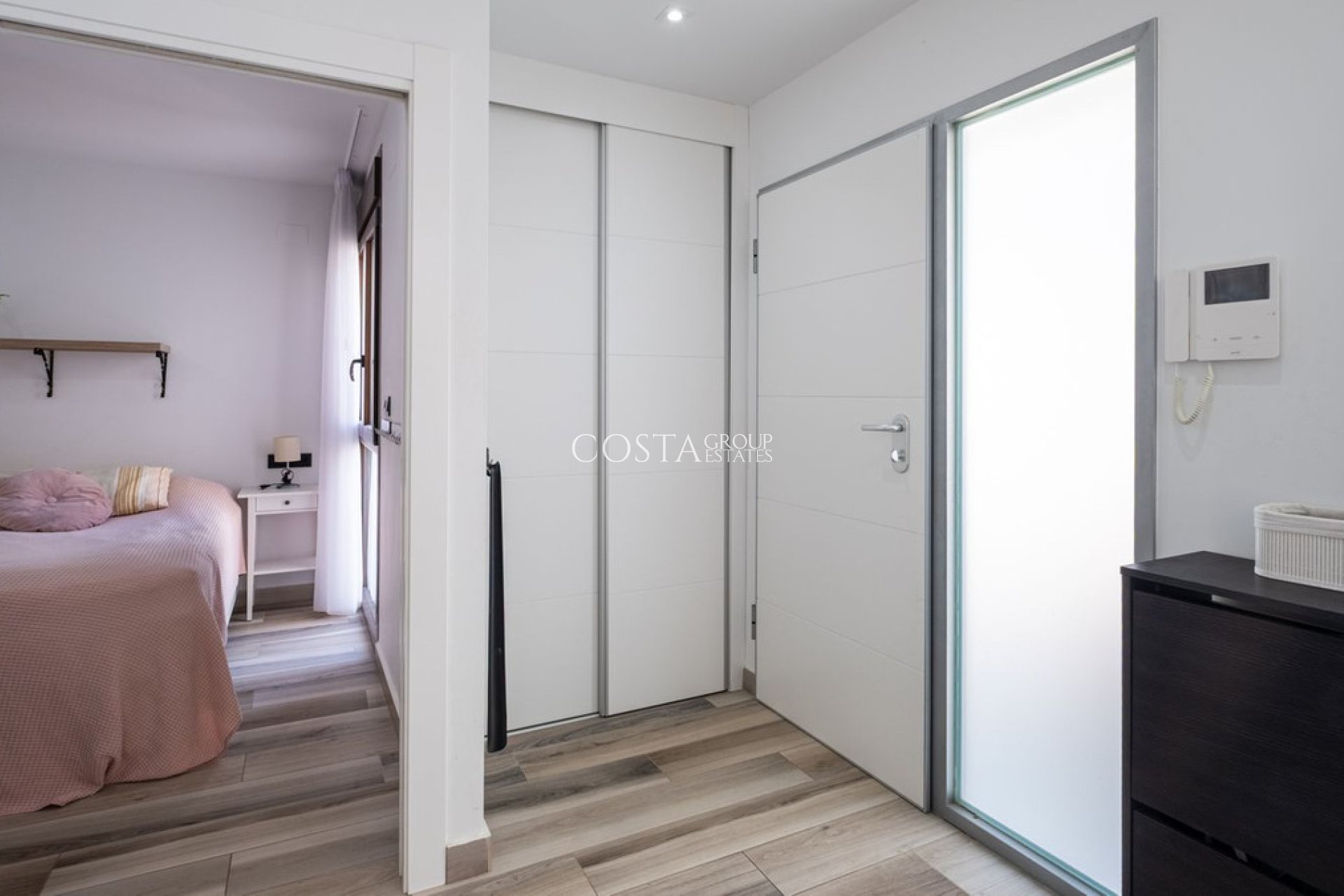 Resale - Villa -
Orihuela - Los Balcones