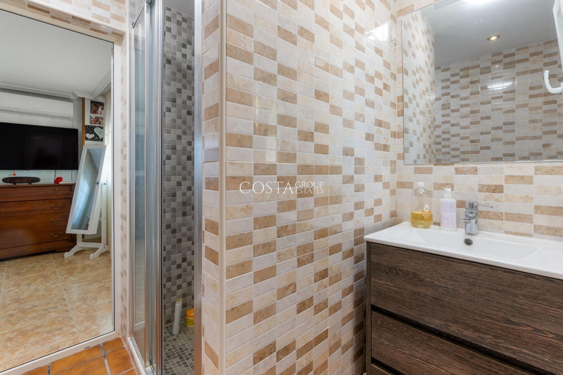 Resale - Villa -
Orihuela - Los Balcones