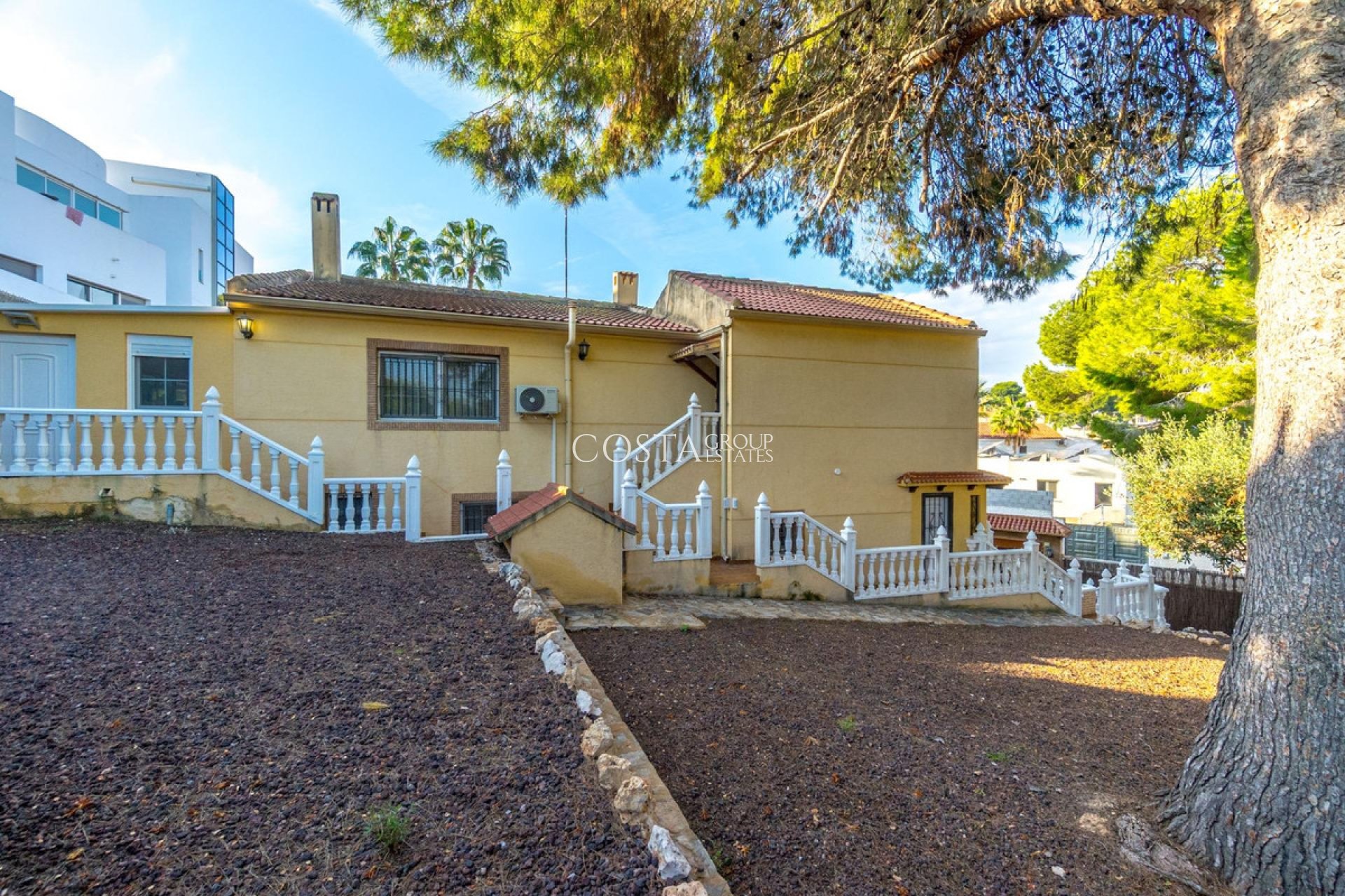 Resale - Villa -
Orihuela - Los Balcones