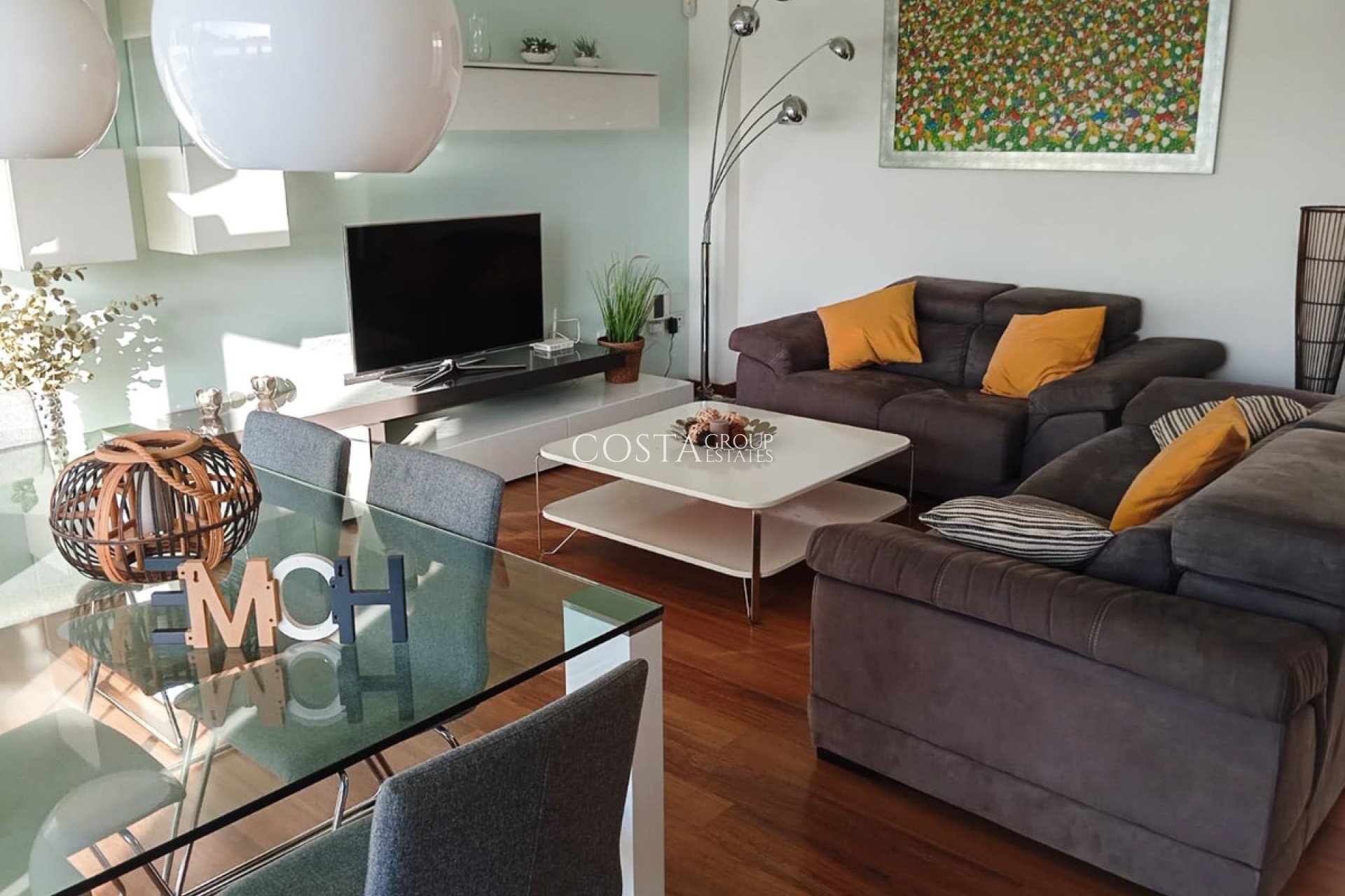 Resale - Villa -
Orihuela - Mil Palmeras