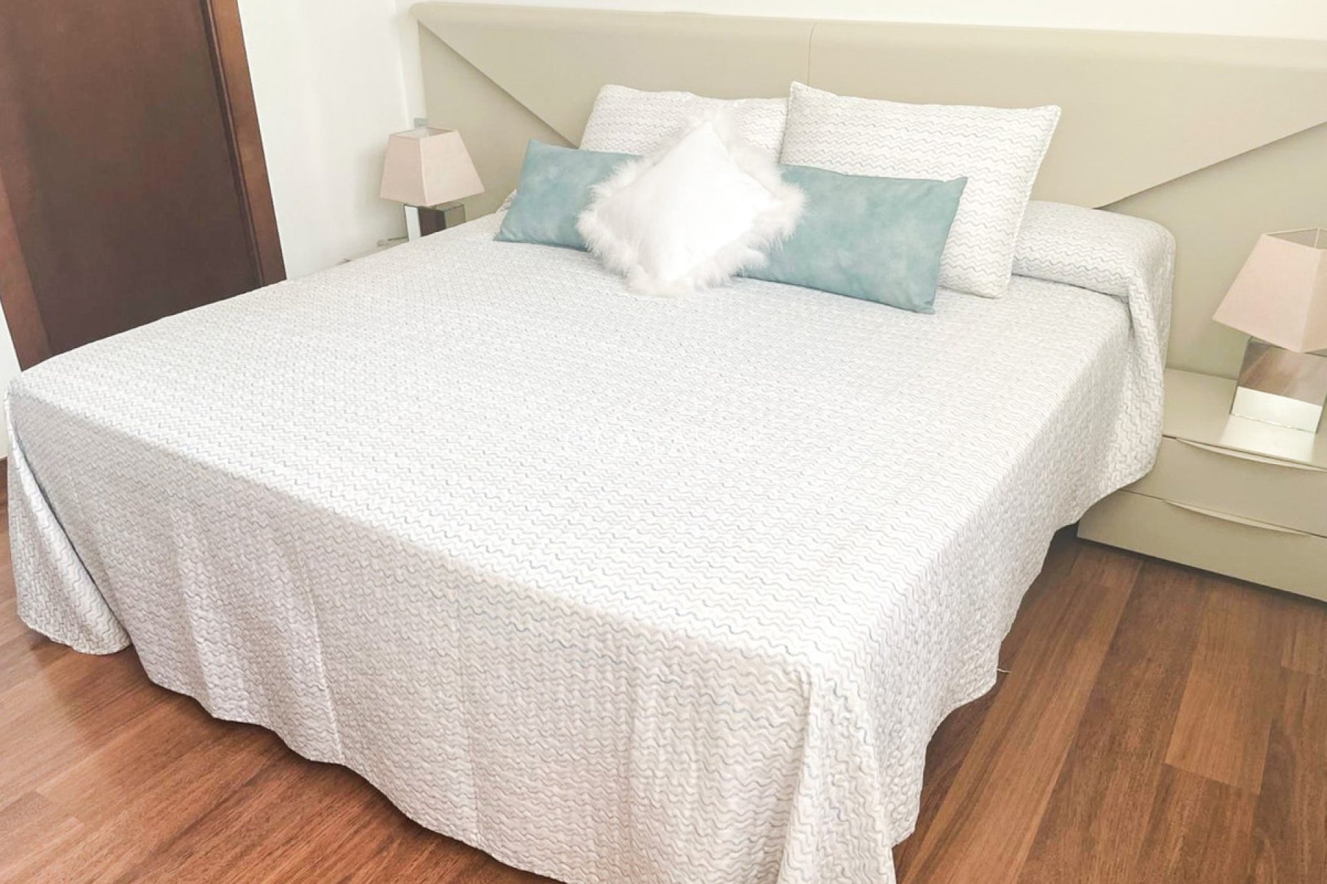 Resale - Villa -
Orihuela - Mil Palmeras