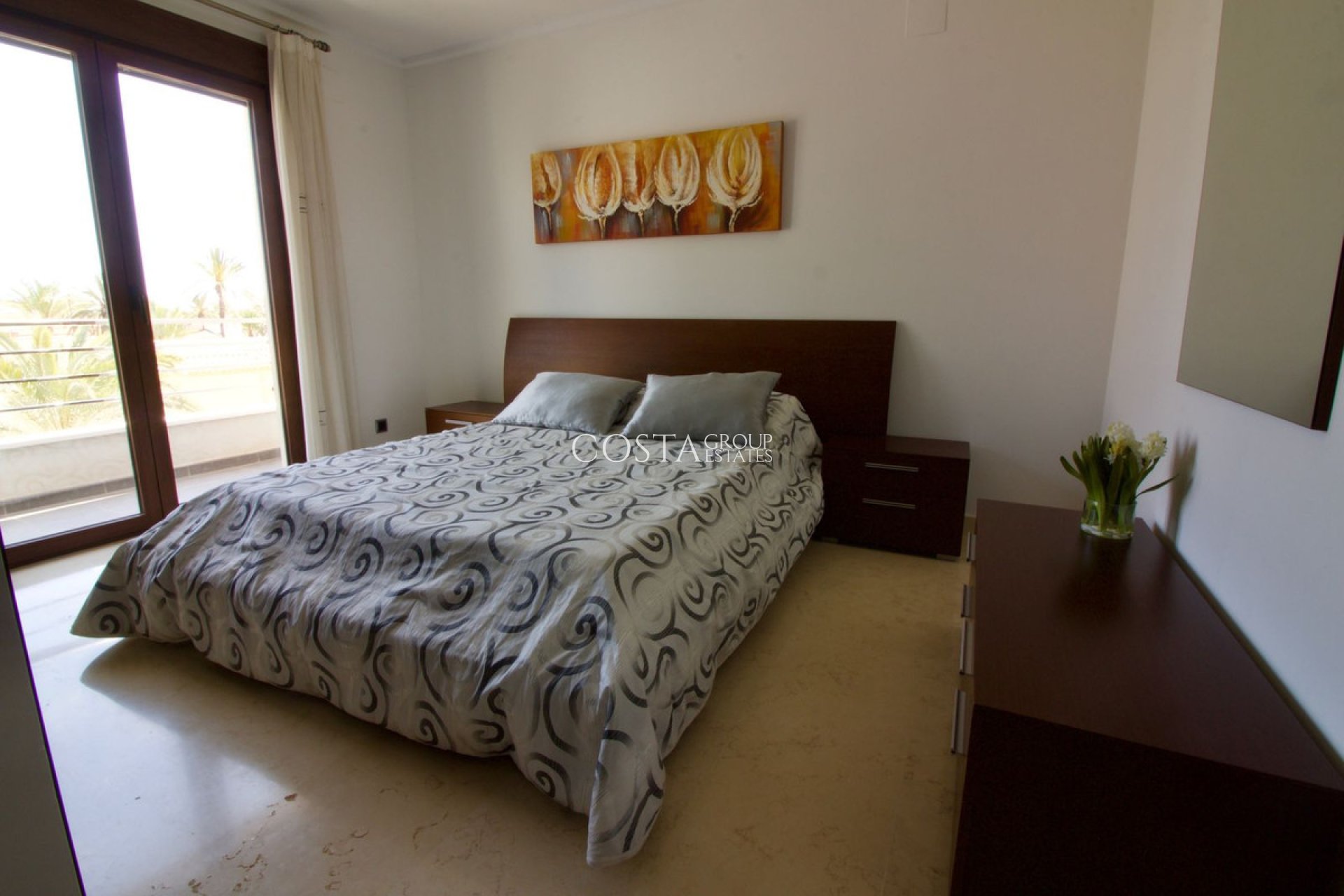 Resale - Villa -
Orihuela - Orihuela Costa