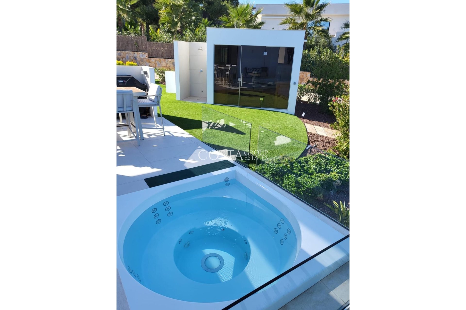 Resale - Villa -
Orihuela - Orihuela Costa