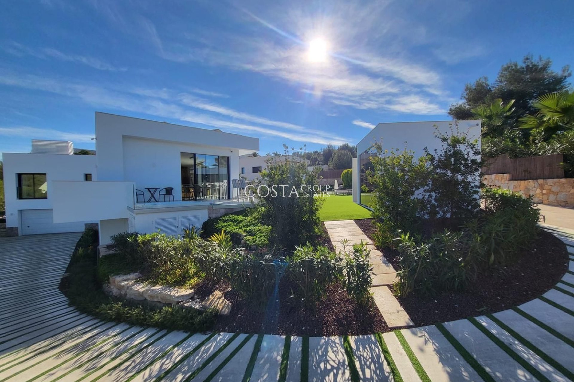 Resale - Villa -
Orihuela - Orihuela Costa