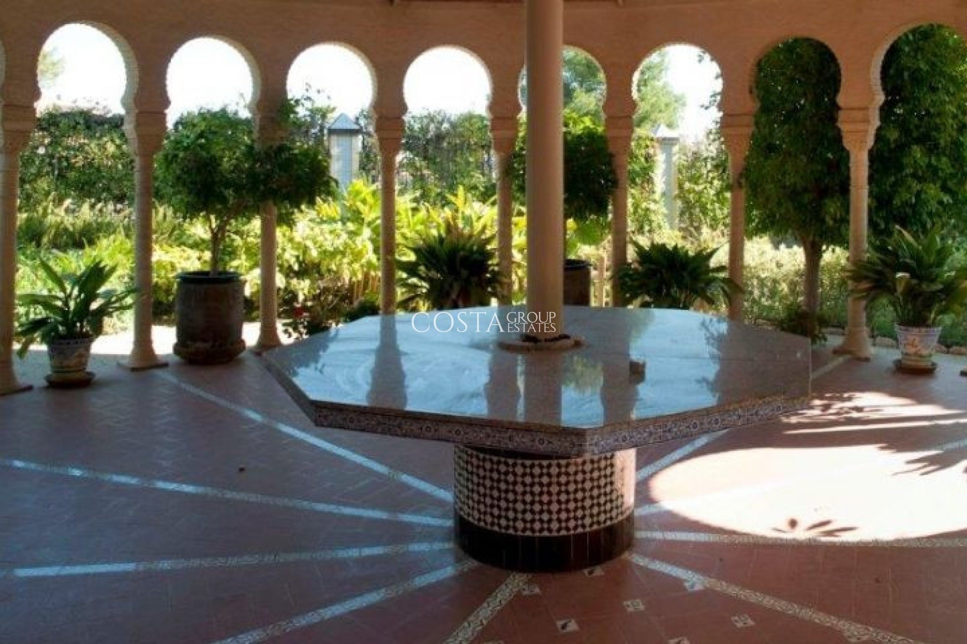 Resale - Villa -
Orihuela - Orihuela Costa