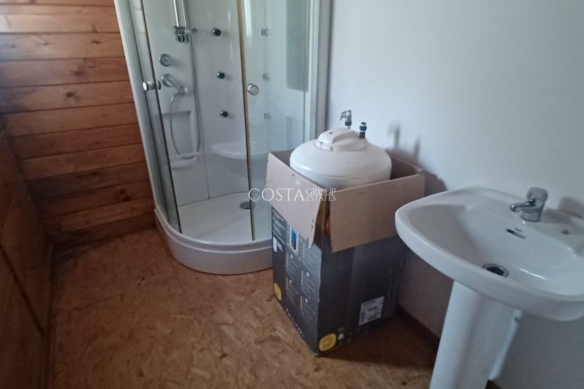 Resale - Villa -
Orihuela - Orihuela Costa