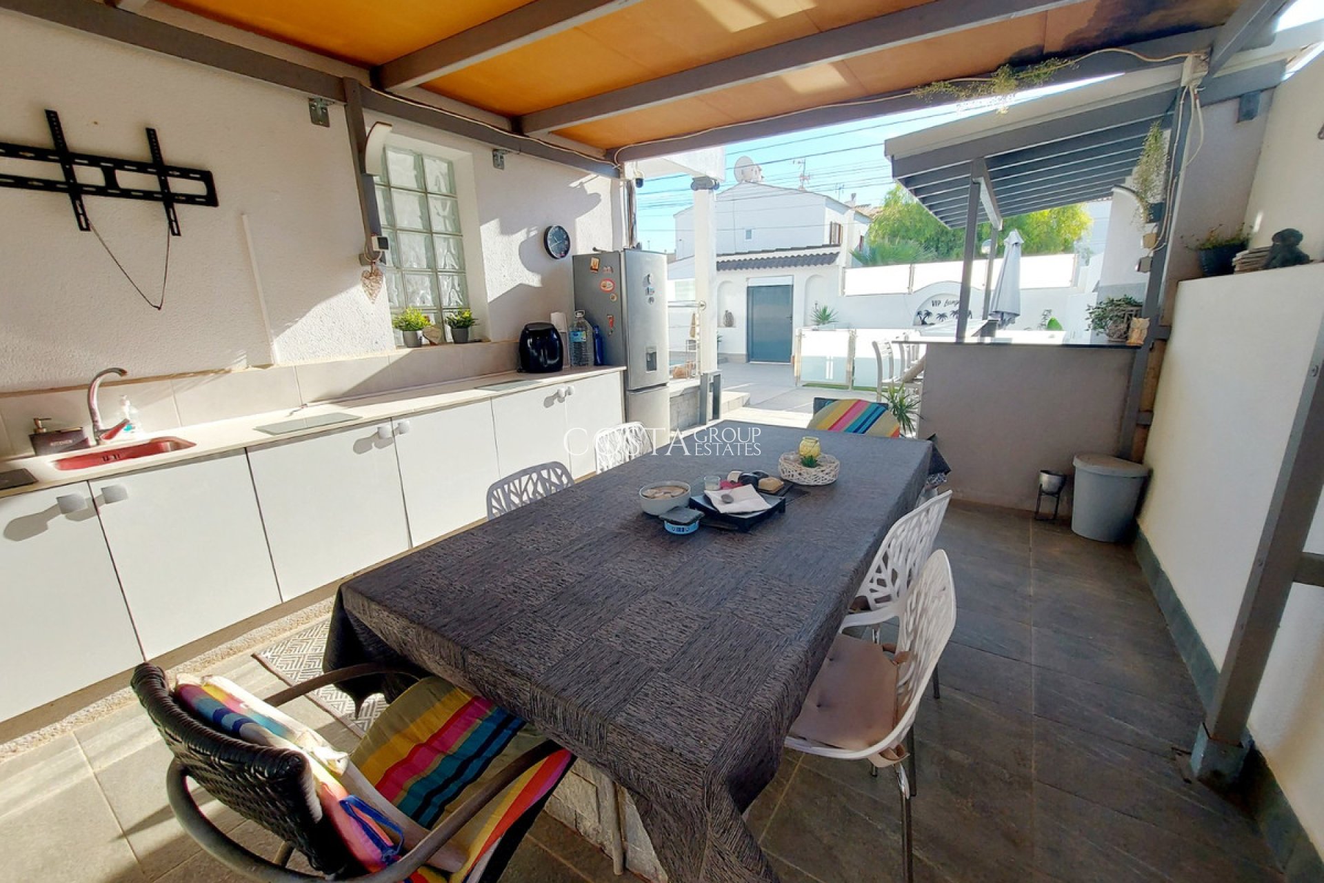 Resale - Villa -
Orihuela - Orihuela Costa