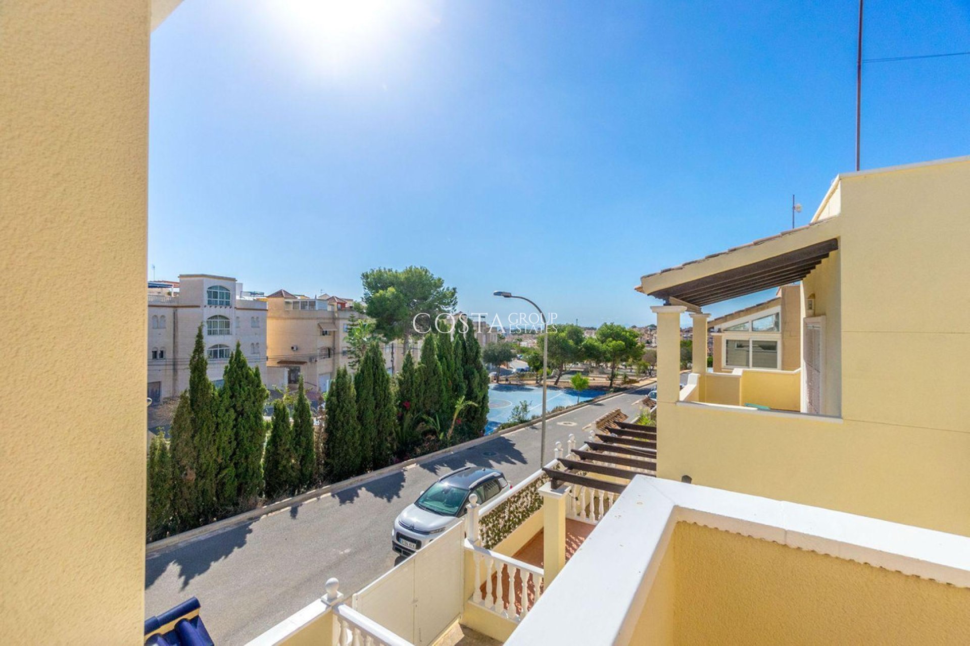 Resale - Villa -
Orihuela - Orihuela Costa
