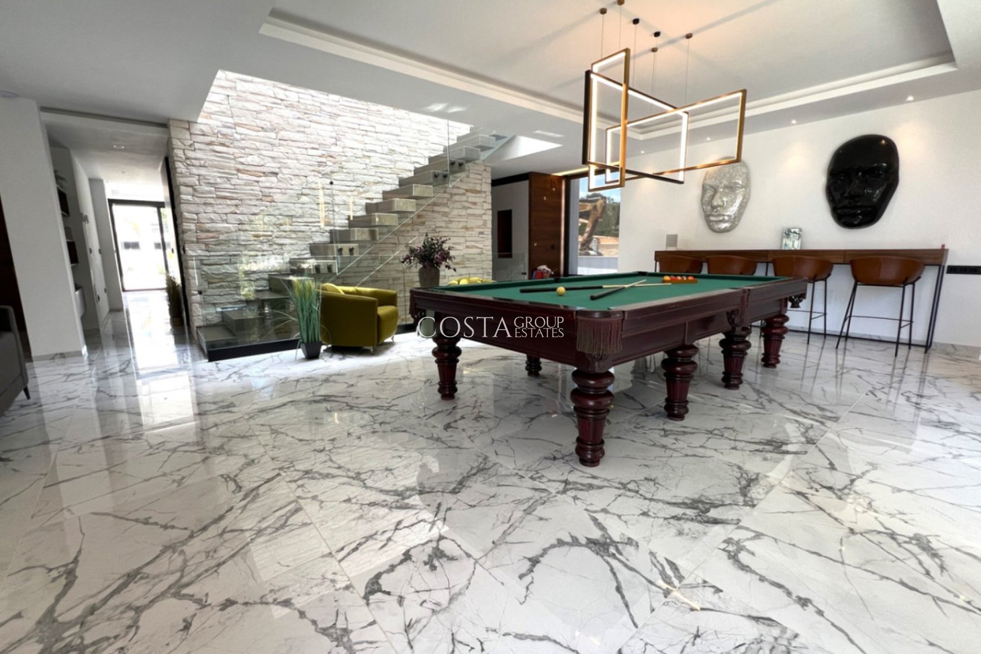 Resale - Villa -
Orihuela - Orihuela Costa