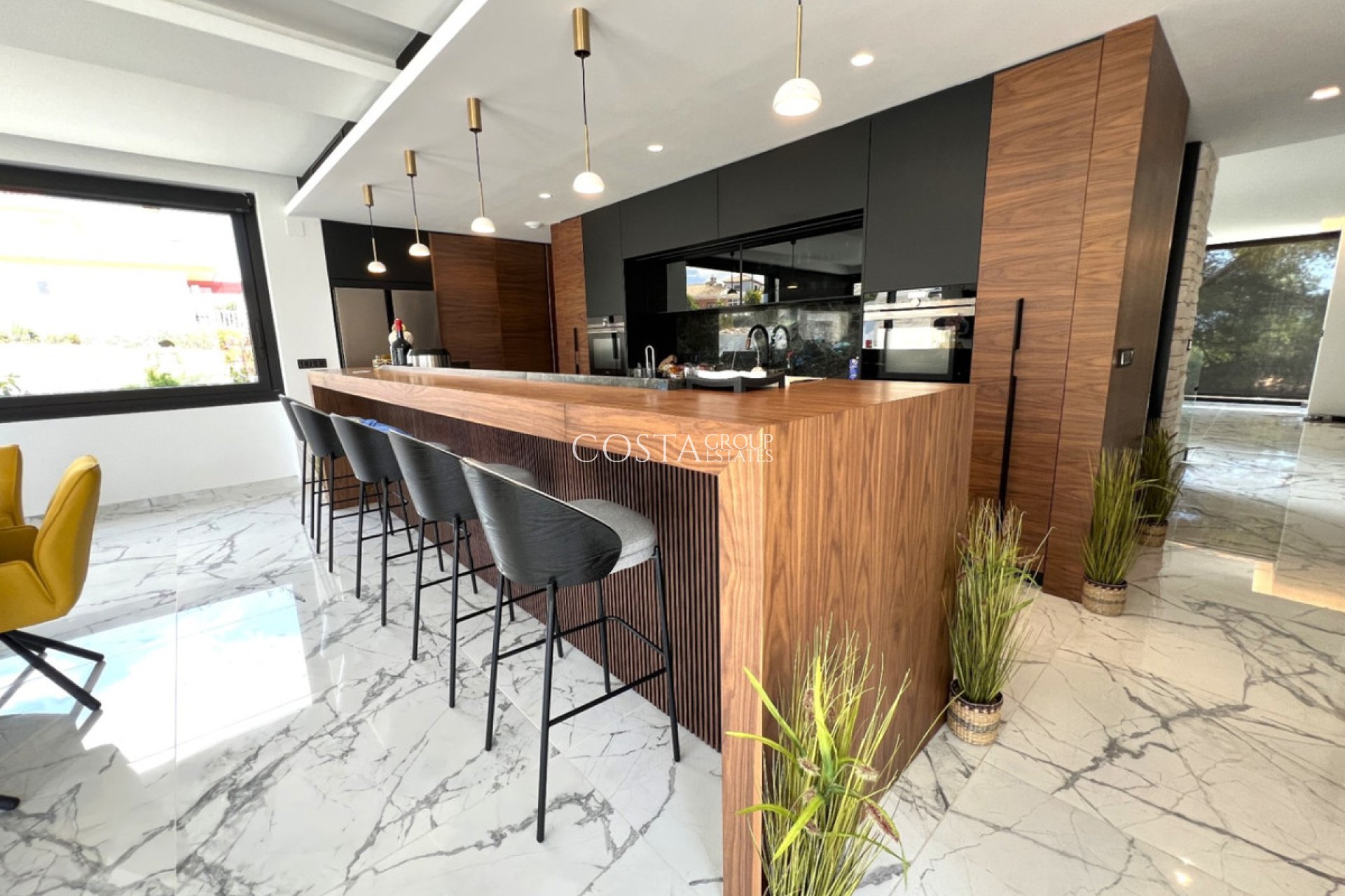 Resale - Villa -
Orihuela - Orihuela Costa