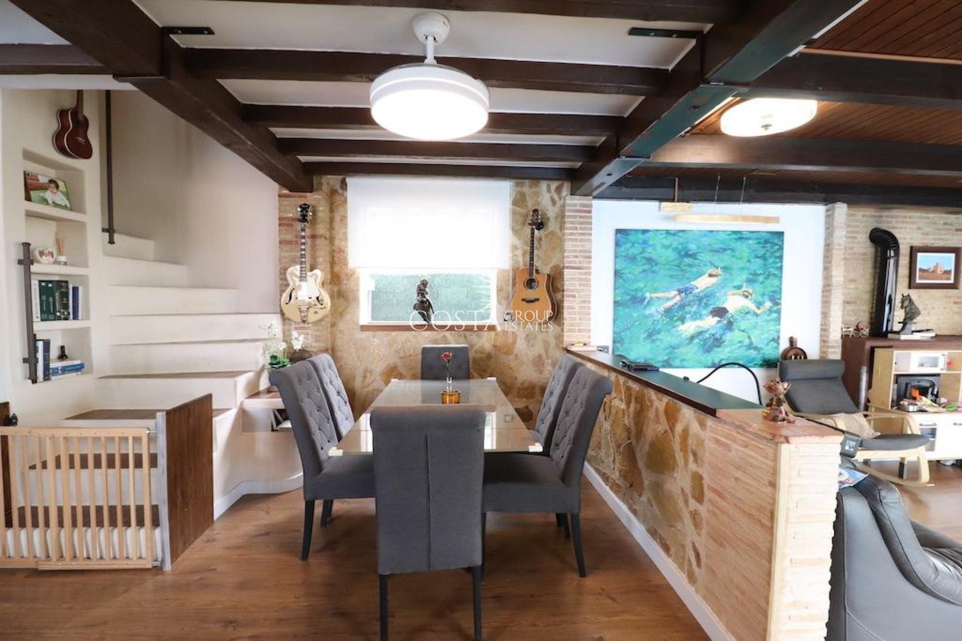 Resale - Villa -
Orihuela - Orihuela Costa