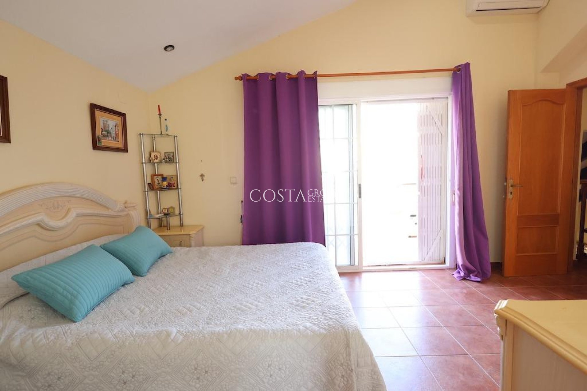 Resale - Villa -
Orihuela - Playa Flamenca