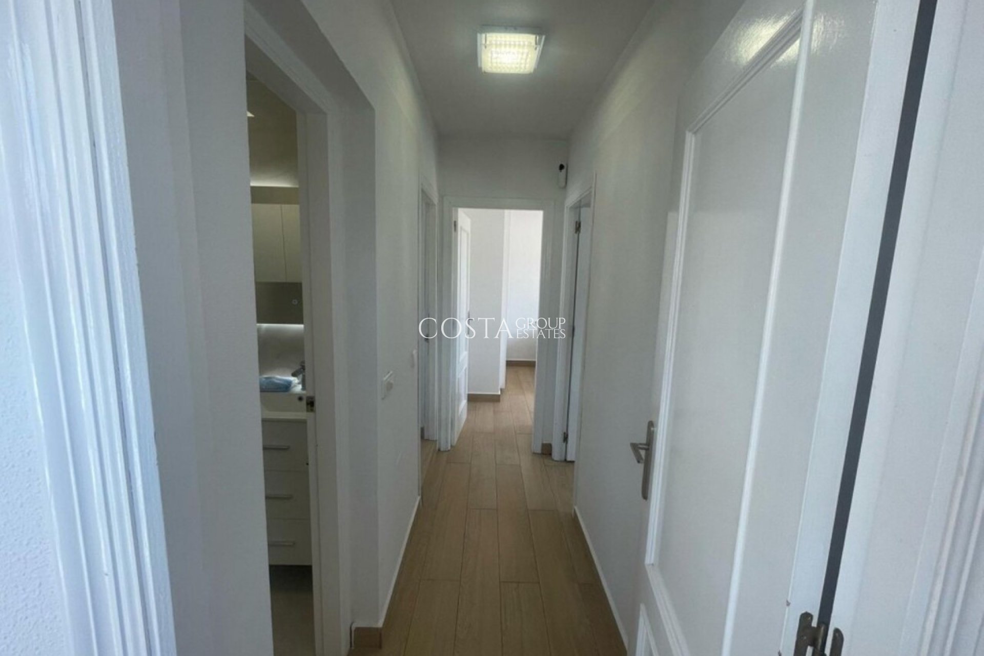 Resale - Villa -
Orihuela - Playa Flamenca