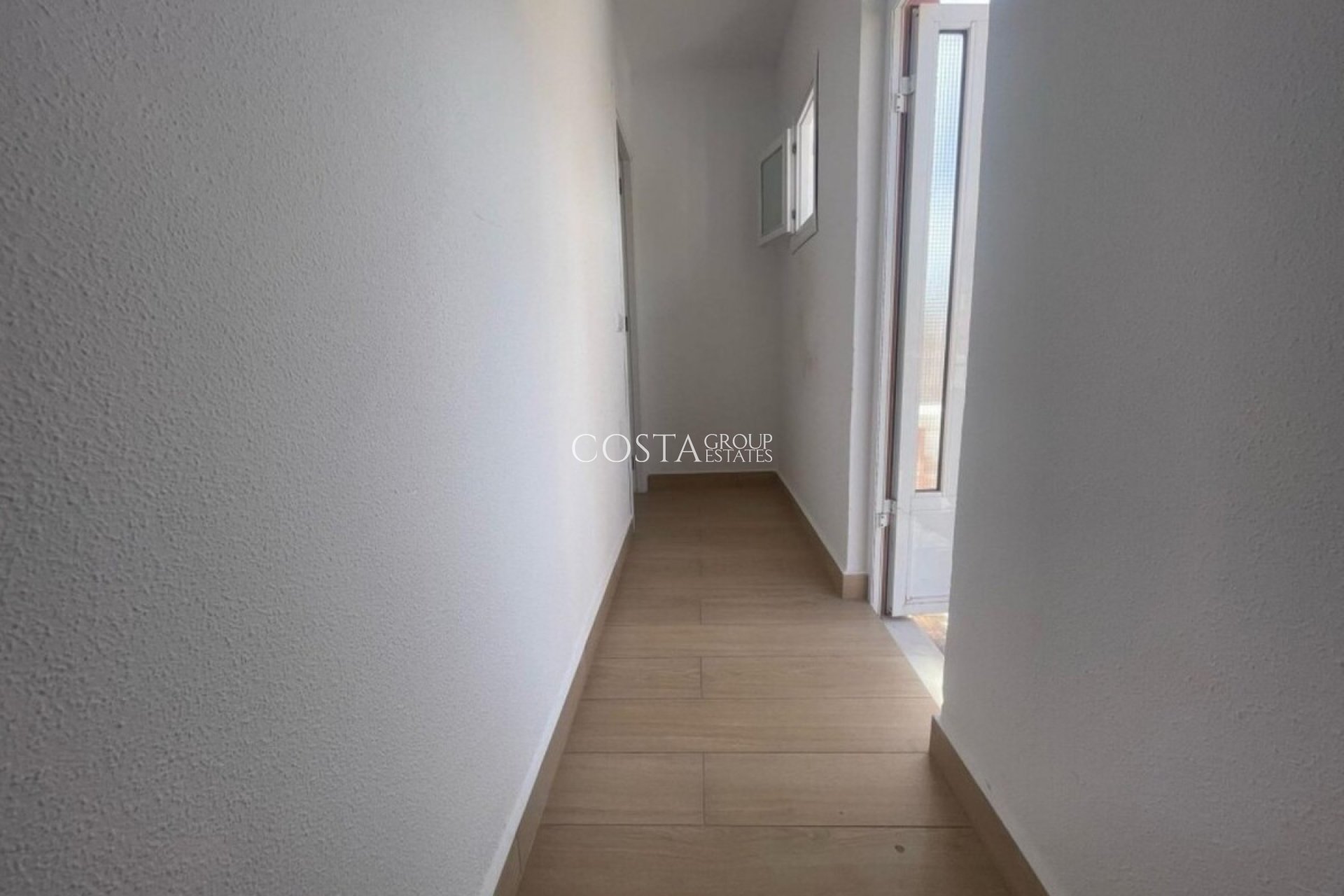 Resale - Villa -
Orihuela - Playa Flamenca