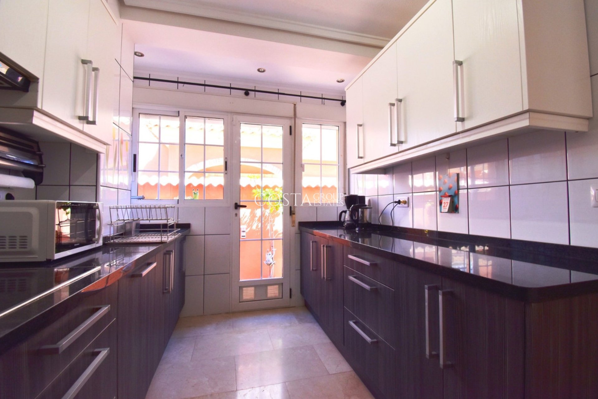 Resale - Villa -
Orihuela - Playa Flamenca