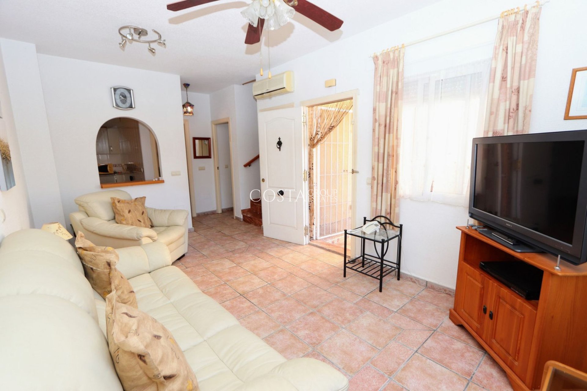 Resale - Villa -
Orihuela - Playa Flamenca