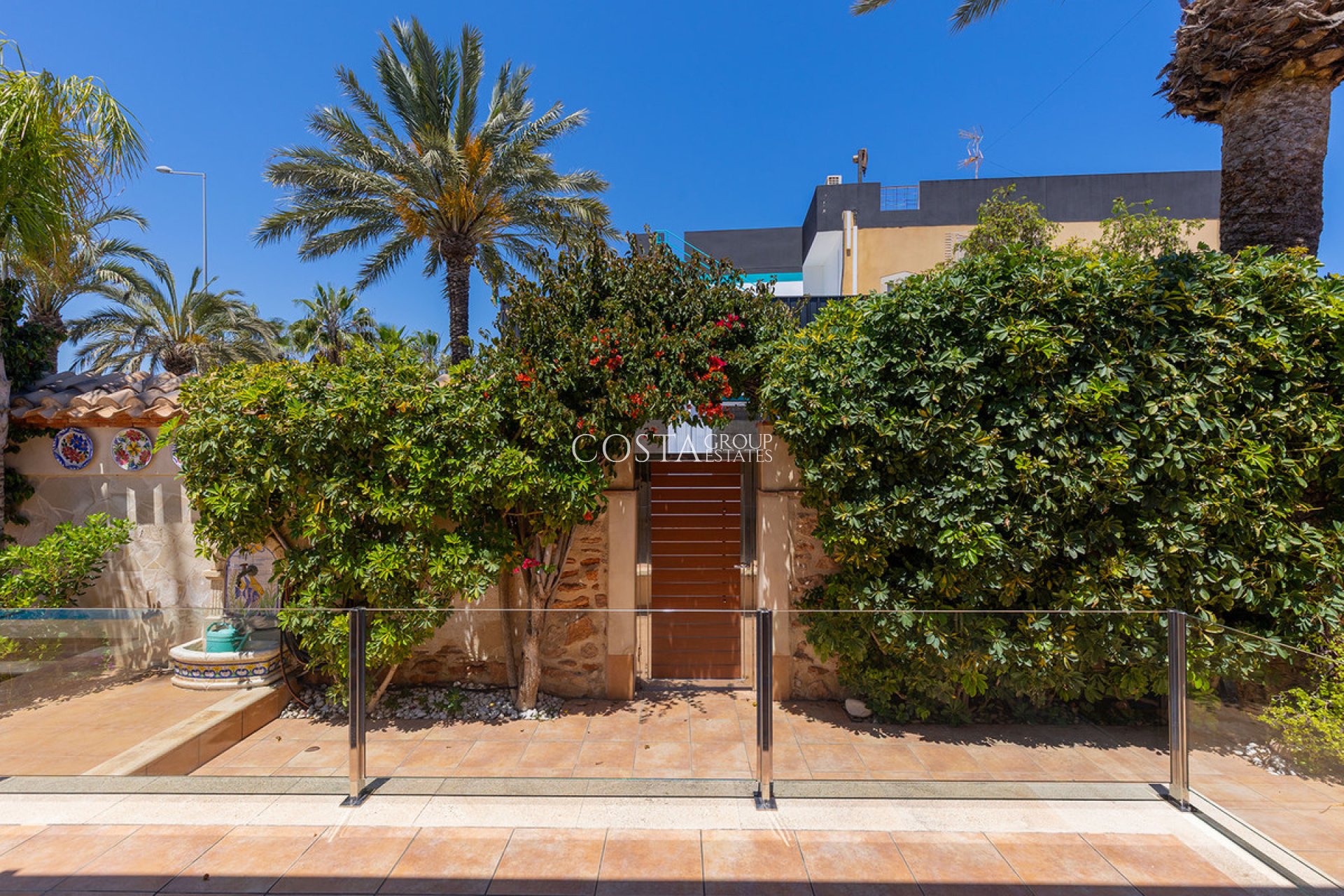 Resale - Villa -
Orihuela - Punta Prima