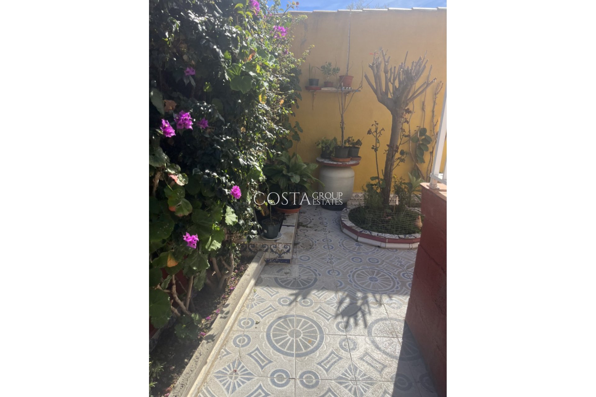 Resale - Villa -
Orihuela - Punta Prima