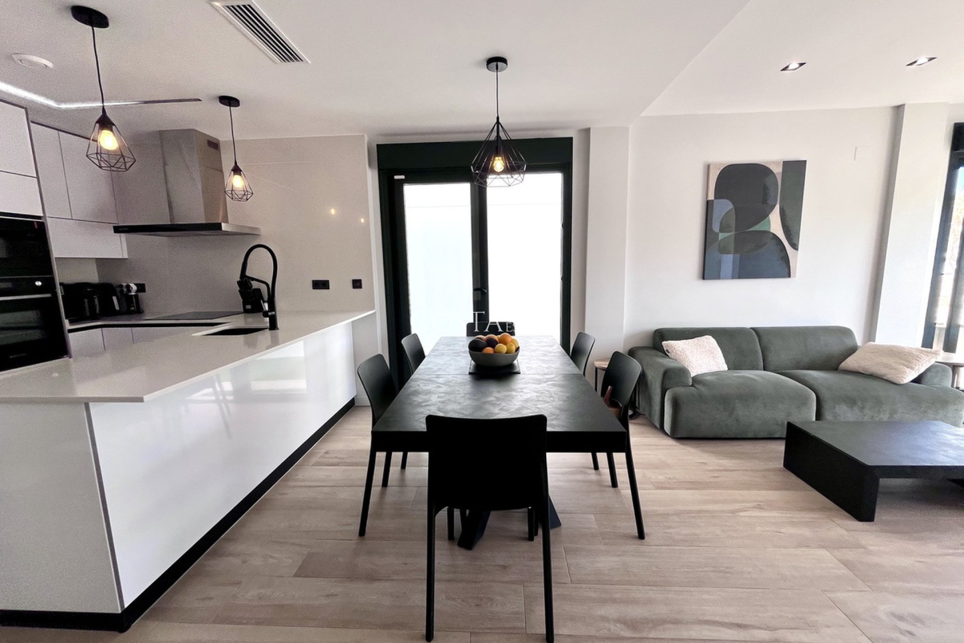 Resale - Villa -
Orihuela - Punta Prima