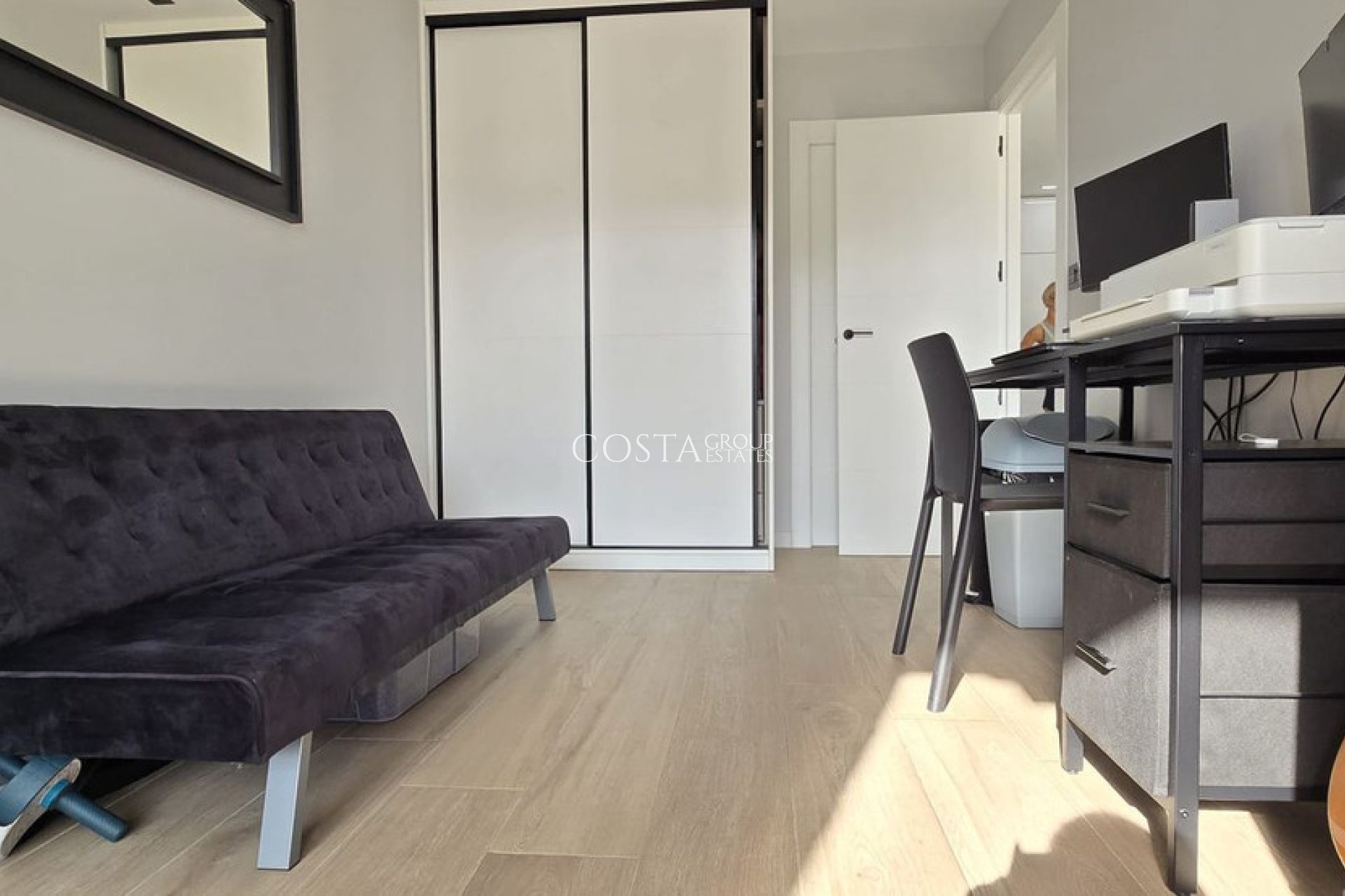 Resale - Villa -
Orihuela - Punta Prima